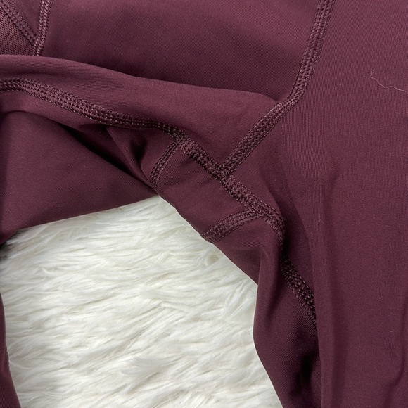 Lululemon Illumina Crop Bordeaux Drama / Bumble Berry - Picture 3 of 7